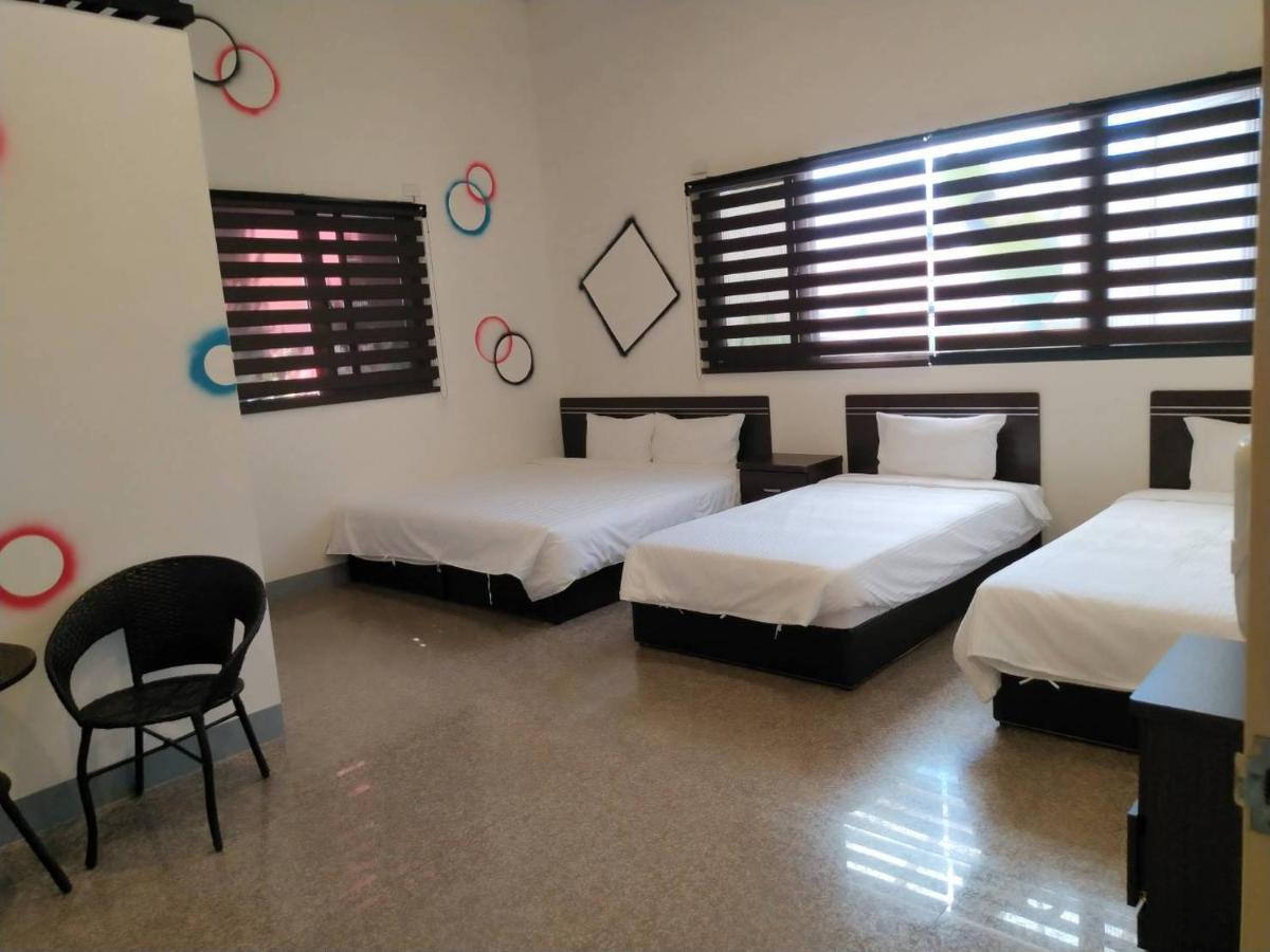 Sun Moon Lake Jinlongshan BnB Yuchi Bagian luar foto