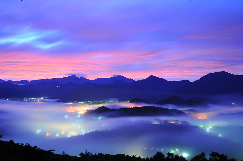 Sun Moon Lake Jinlongshan BnB Yuchi Bagian luar foto