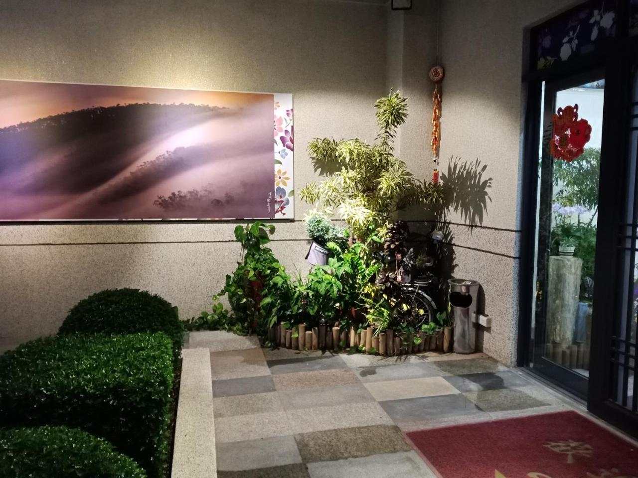 Sun Moon Lake Jinlongshan BnB Yuchi Bagian luar foto